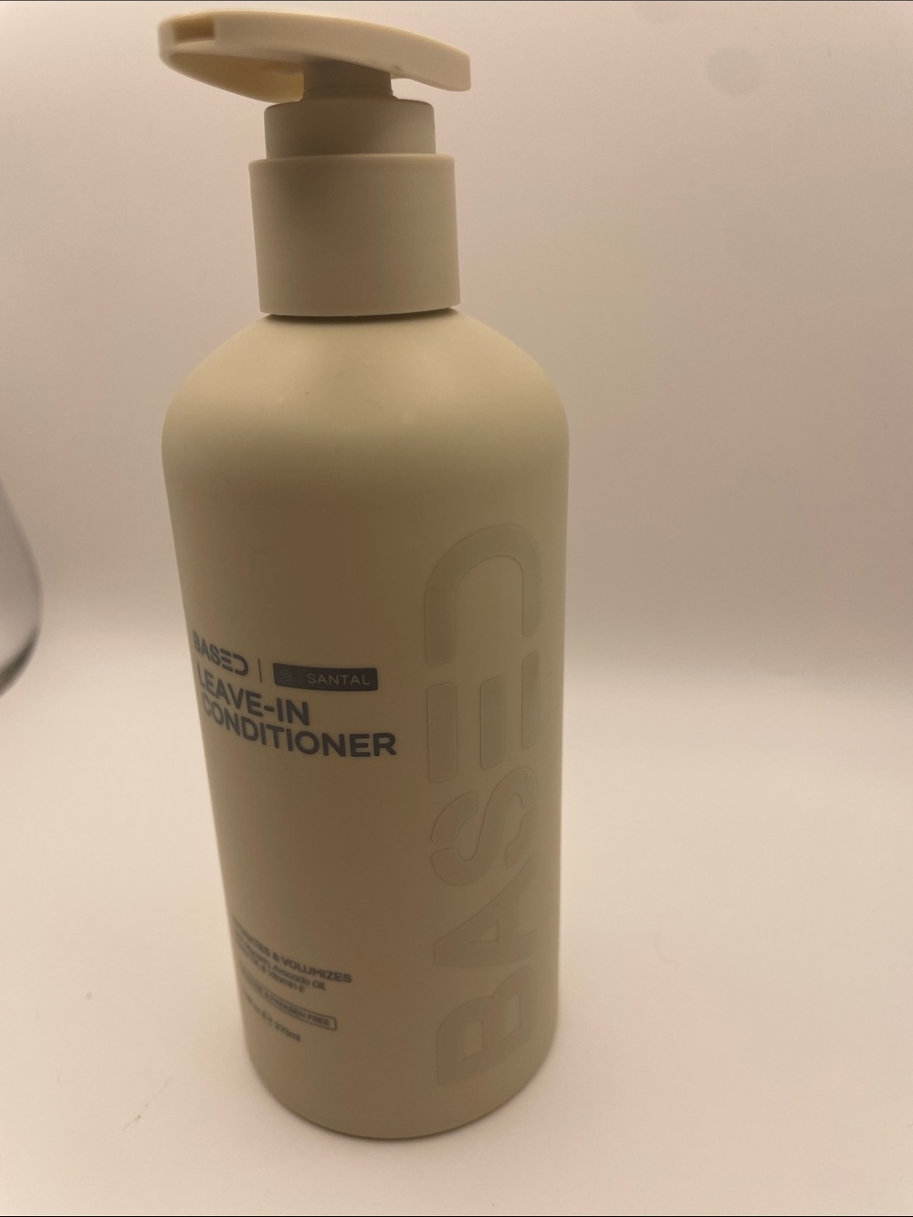 Santal Leave-In Conditioner — Cream